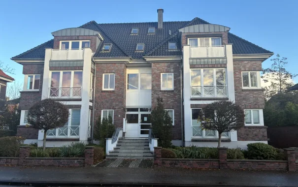 b9e68f4f-ddd1-4e45-a90b-153dd9cf82ac-1984427485