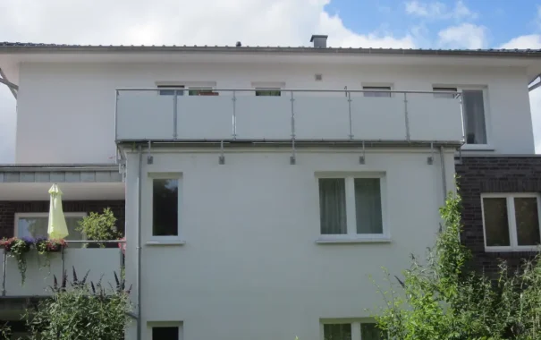 f79330ad-6ddf-4bd8-8a79-be83db76a68a-1962256733